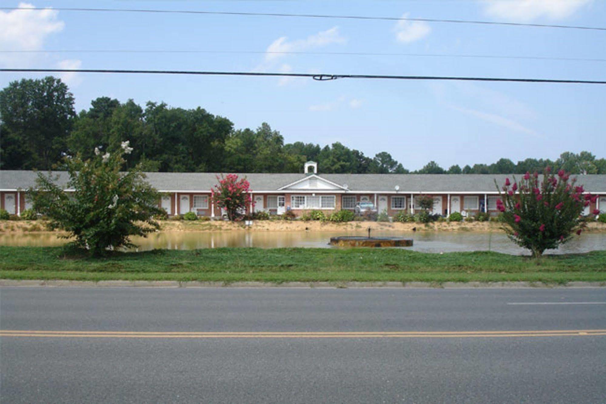 Washington & Lee Motel East End Εξωτερικό φωτογραφία